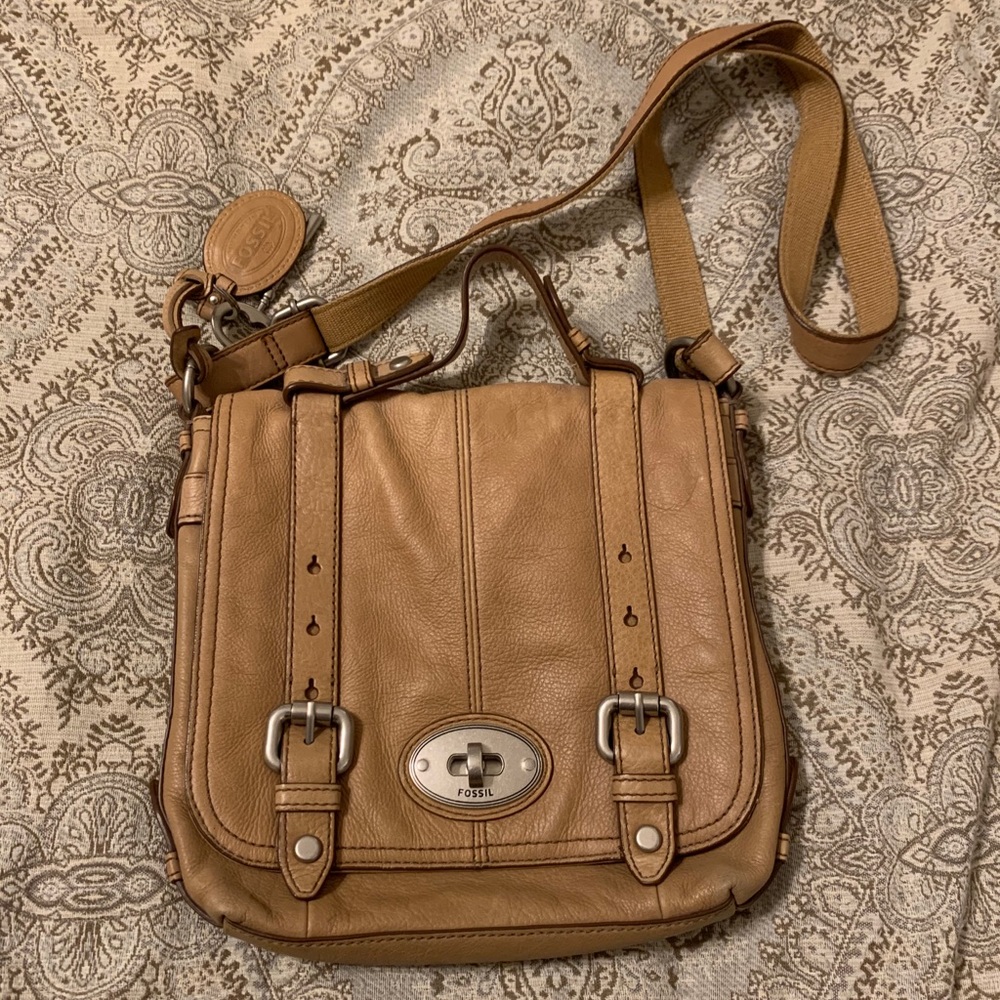 Fossil purse